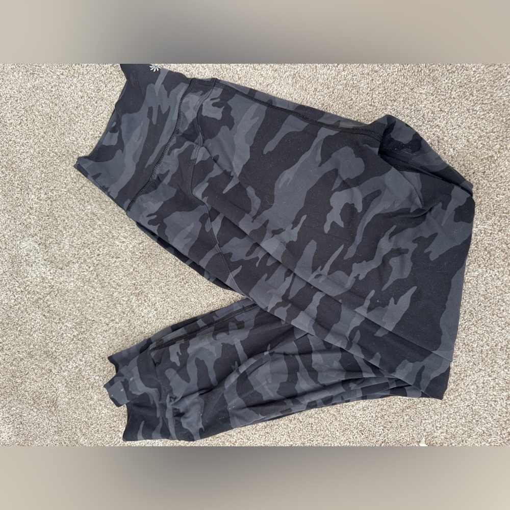 Athleta Gray Camouflage Jogger
